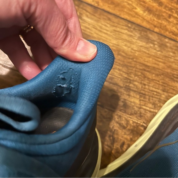 Hoka One One Mach 4 Pro Fly Mens 11D‎ Blue - Picture 4 of 9